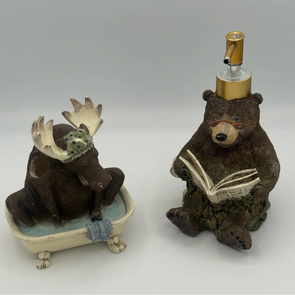 Jeffrey Severn Northern Woods Bathtub Moose Reading Bear Toothbrush Soap Lotion